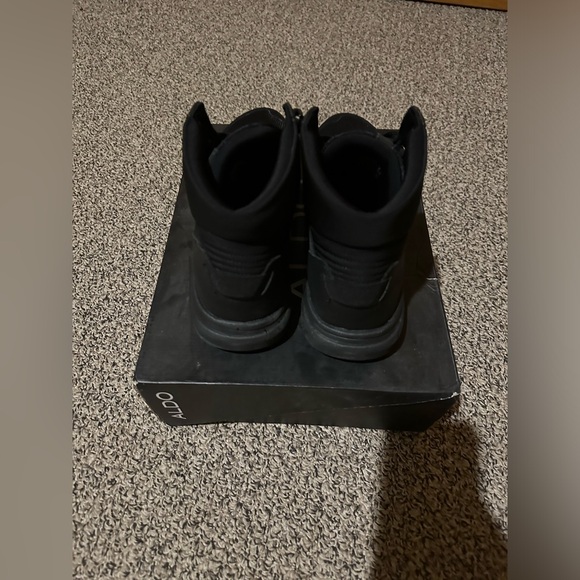 Aldo Sneakers - Picture 4 of 5